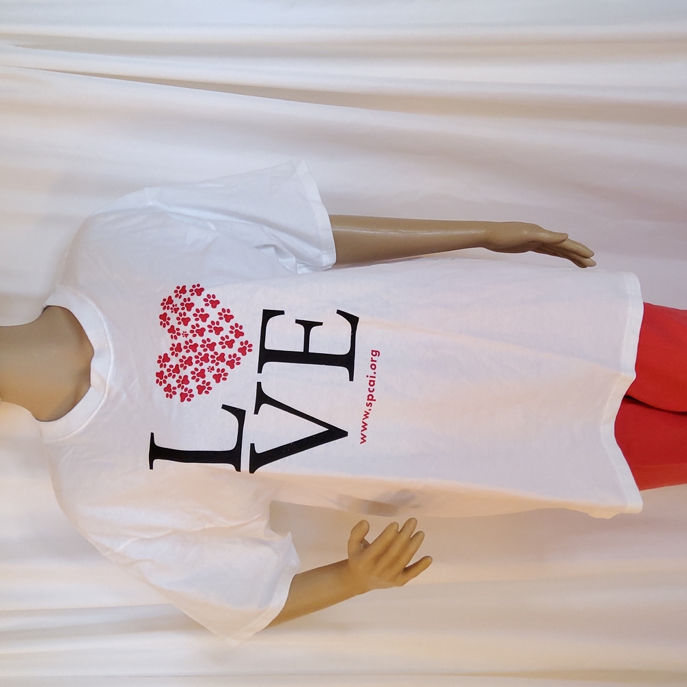 Love & 🐾🐾 T-Shirt